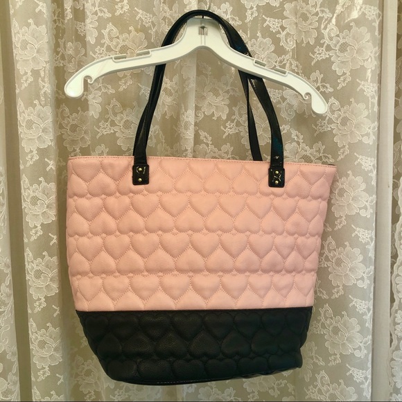 BETSEY JOHNSON *NWOT Quilted Pink/Black Tote Purse - Picture 5 of 9